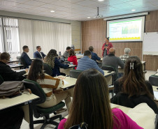 Procon-PR e ANS atualizam técnicos sobre normas de planos de saúde